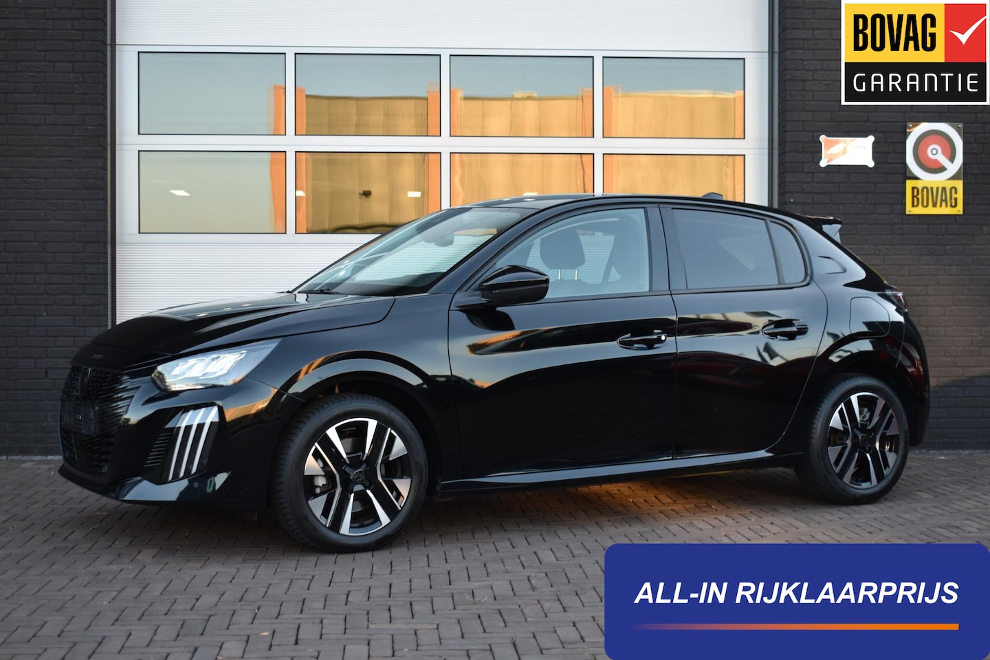 Peugeot 208 - Hybrid 100 e-DCS6 Allure Aut. | Carplay | Navi | PDC | Incl. garantie - AutoWereld.nl