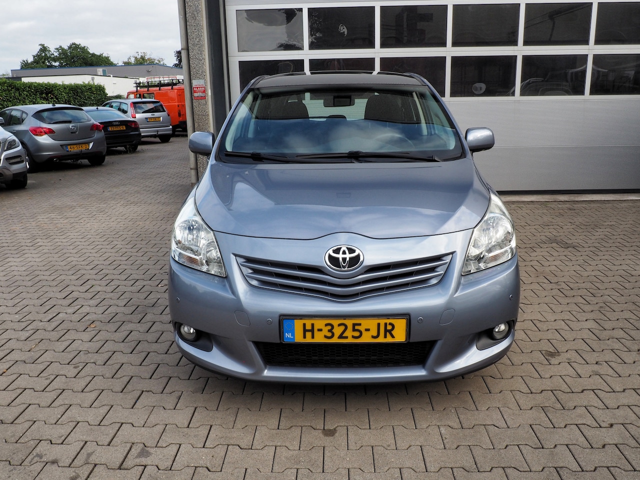 Toyota Verso - 1.8 16v Business CLIMA STAND K. PANOD. CAMERA.