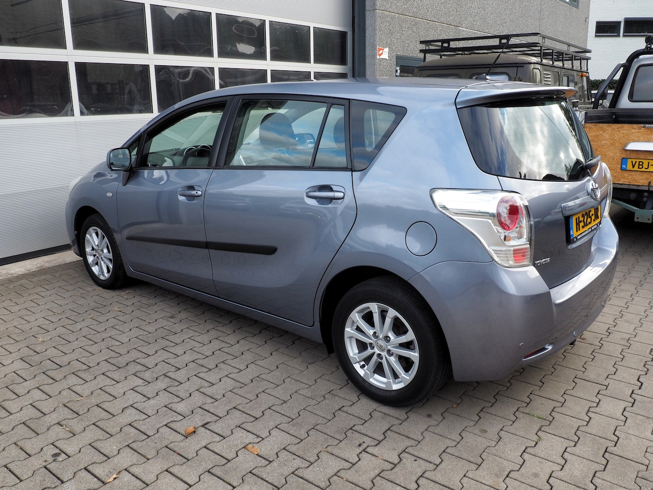 Toyota Verso - 1.8 16v Business CLIMA STAND K. PANOD. CAMERA.