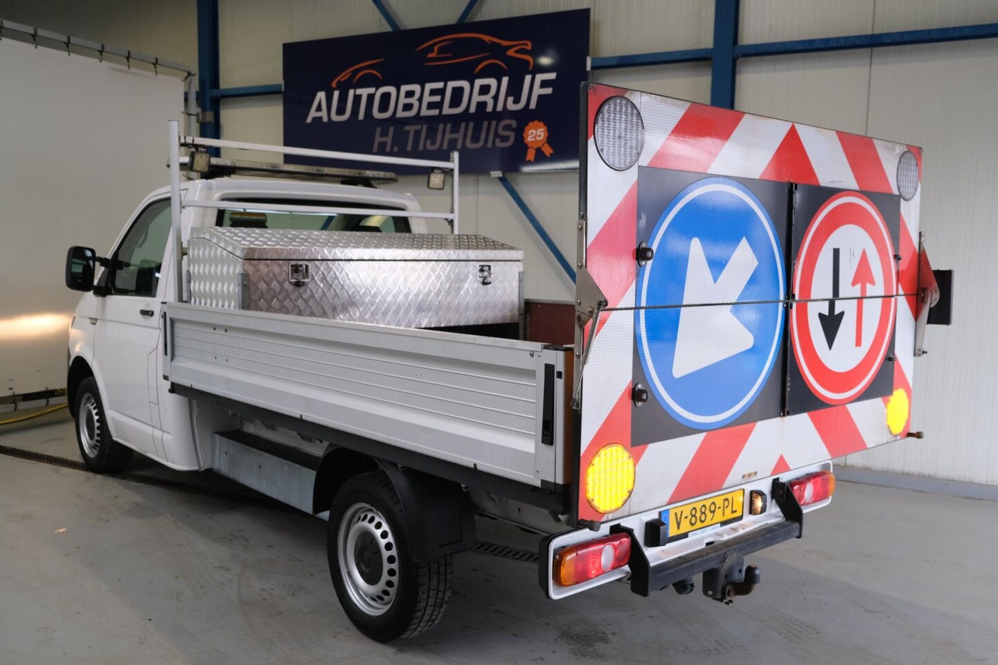 Volkswagen Transporter - 2.0 TDI L2H1 Comfortline Pick-up - N.A.P. Airco, Cruise, Trekhaak. - AutoWereld.nl