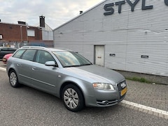 Audi A4 Avant - 2.0 Pro Line