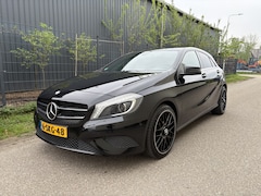 Mercedes-Benz A-klasse - 180 Ambition / AUTOMAAT / NAVI / CRUISE