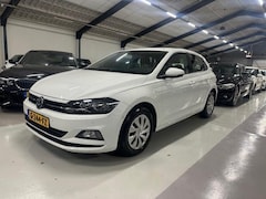 Volkswagen Polo - 1.0 TSI Comfortline Business