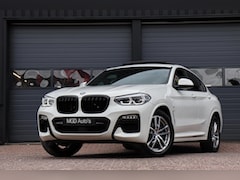 BMW X4 - xDrive30i M-Sport M-Pakket /PANODAK/HUD/KEYLESS/CARPLAY/CAMERA/STOELVERW. + VENTL./ACC