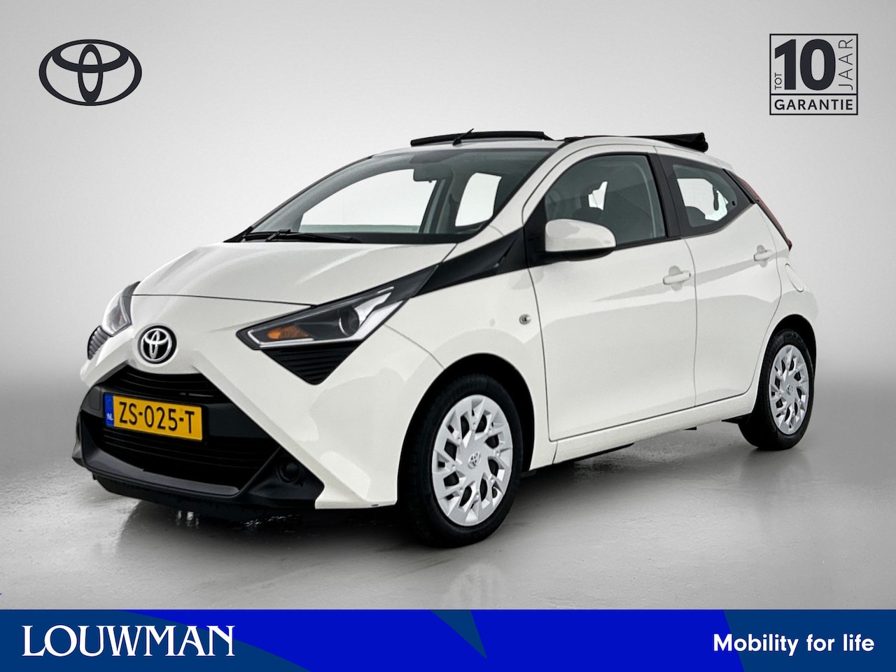 Toyota Aygo - 1.0 VVT-i x-play Cabrio | 1e Eigenaar | BTW'er | Apple Carplay / Android Auto | - AutoWereld.nl