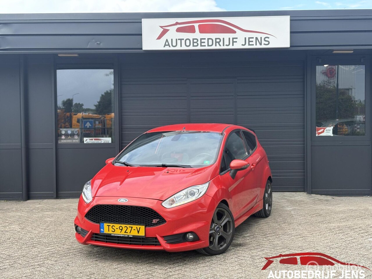 Ford Fiesta - 1.6 ST2 | RECARO | Cruise |PDC | Camera - AutoWereld.nl