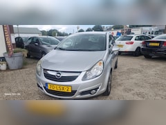 Opel Corsa - 1.2-16V Cosmo