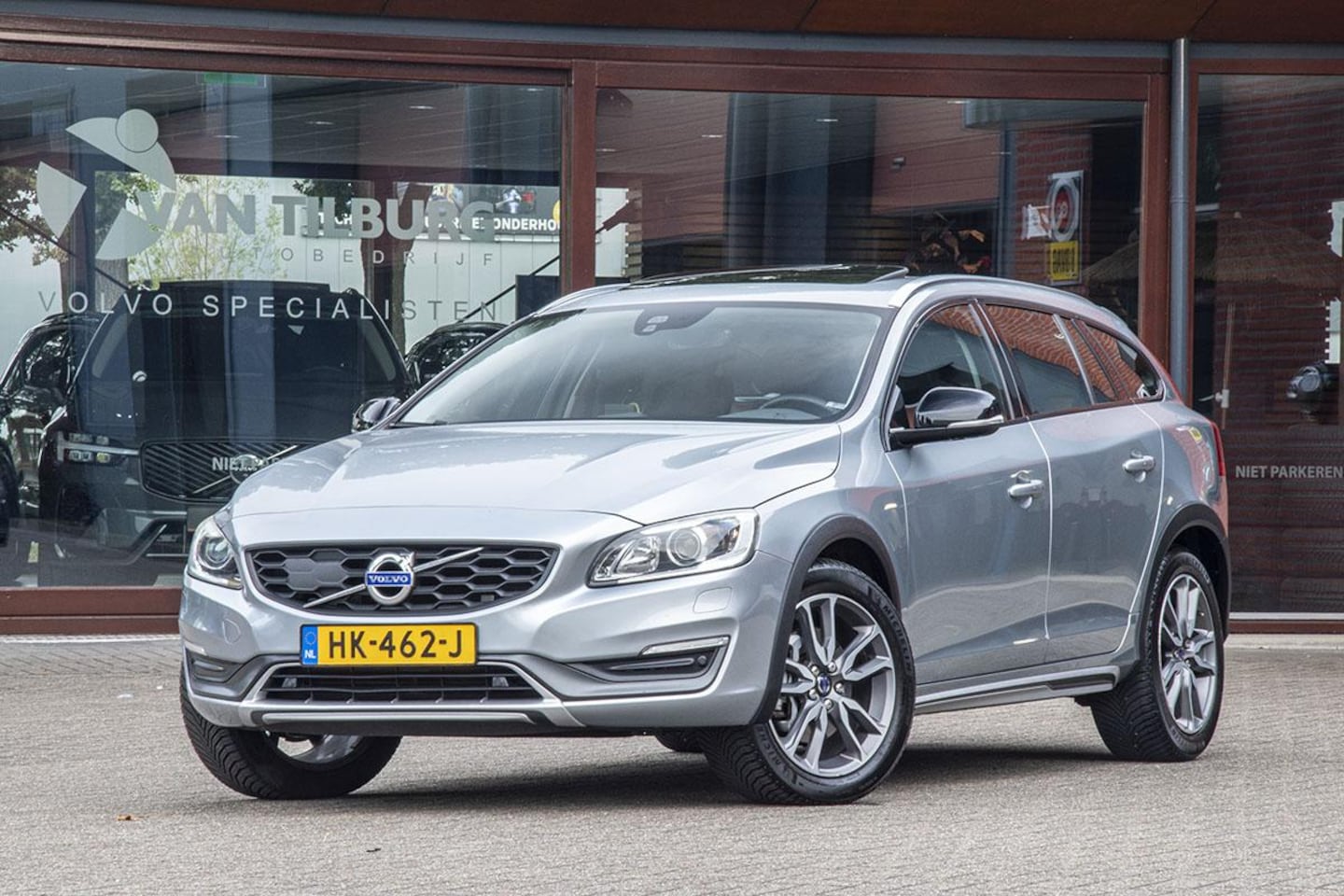 Volvo V60 Cross Country - 2.0 T5 Summum 2.0 T5 SUMMUM - AutoWereld.nl