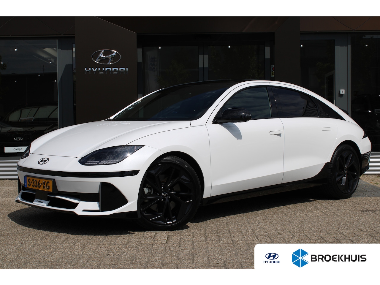 Hyundai IONIQ 6 - First Edition | Trekhaak | | Stoel bestuurder, elektrisch verstelbaar met geheugenfunctie - AutoWereld.nl