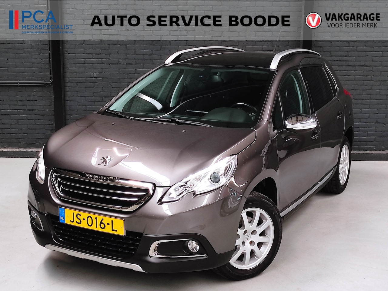 Peugeot 2008 - 1.2 (110 pk) Allure automaat - panoramadak - trekhaak - navigatie - AutoWereld.nl