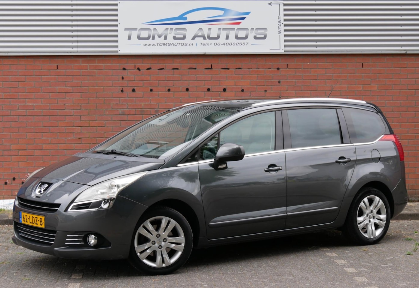 Peugeot 5008 - 1.6 THP GT 5p. navi. stoelverwarming. pano. leder. HUD - AutoWereld.nl