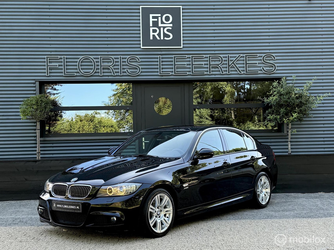 BMW 3-serie - 325xi | M Sport | Zwart Sport Leer | Navi | Xenon - AutoWereld.nl