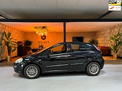 Fiat Punto Evo - 1.3 M-Jet Dynamic NAP Trekhaak Cruise Navi Clima Rijklaar