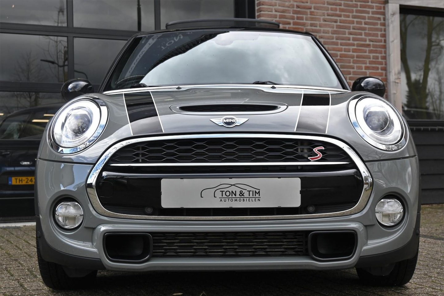MINI Cooper S - Mini 2.0 Chili BLACK Pano Leder A.Cruise DealerOH '17 - AutoWereld.nl