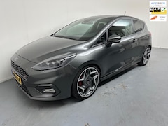 Ford Fiesta - 1.5 EcoBoost ST-3 # Clima # AppleCarPlay # 19" # Pdc # B&O # Dealer onderhouden