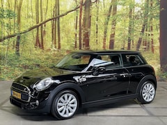 MINI Cooper - 2.0 Cooper SD Chili Serious Business 170 PK Leder Sportstoelen Navi PDC LED 17 Inch