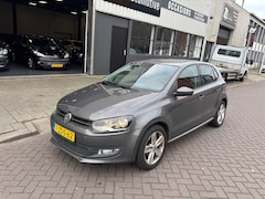 Volkswagen Polo - 1.4-16V Highline