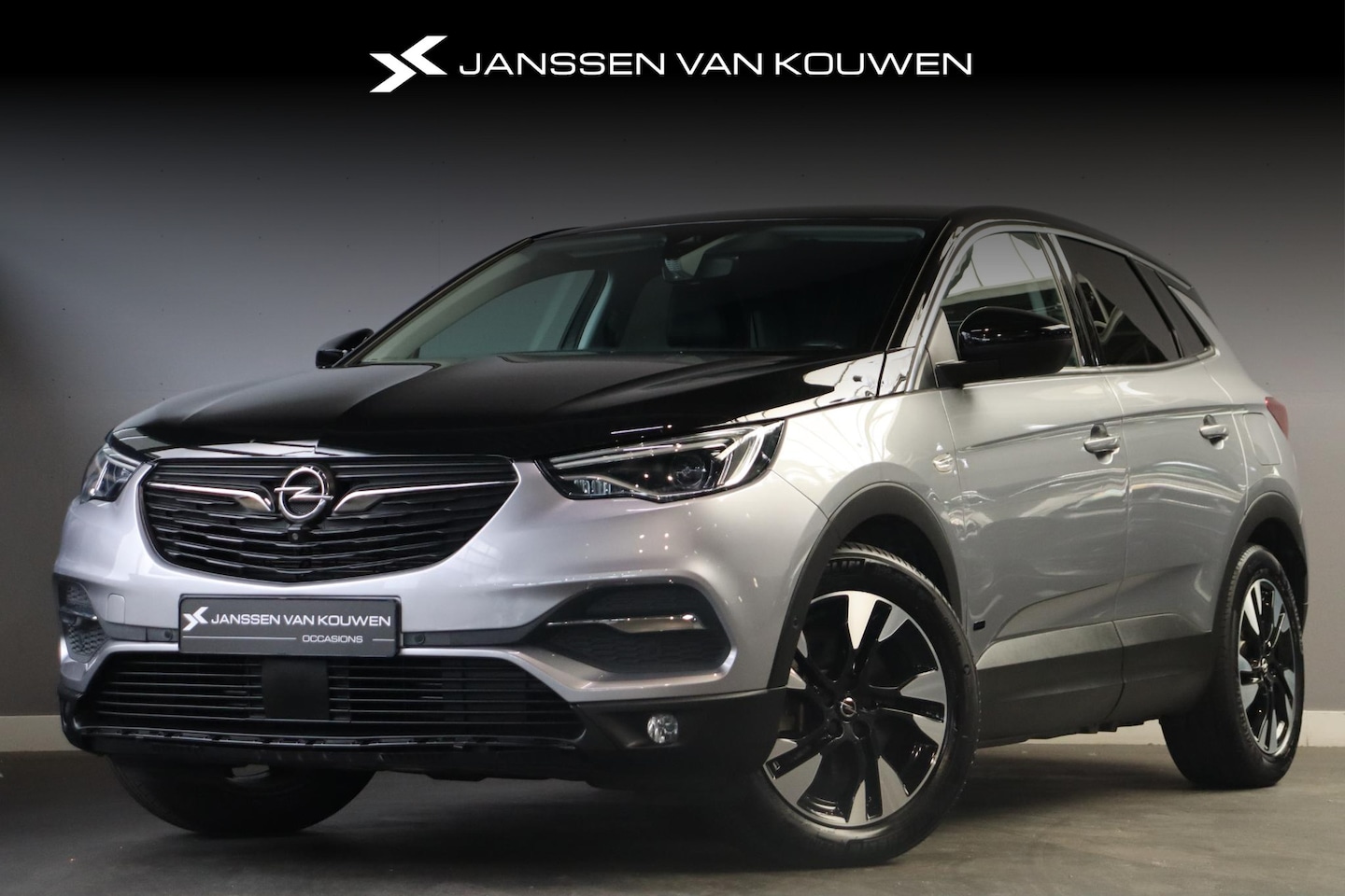 Opel Grandland X - 1.6 Turbo Hybrid4 Ultimate Lederen Sportstoelen Stoelverwarming Camera Elektrische Achterk - AutoWereld.nl
