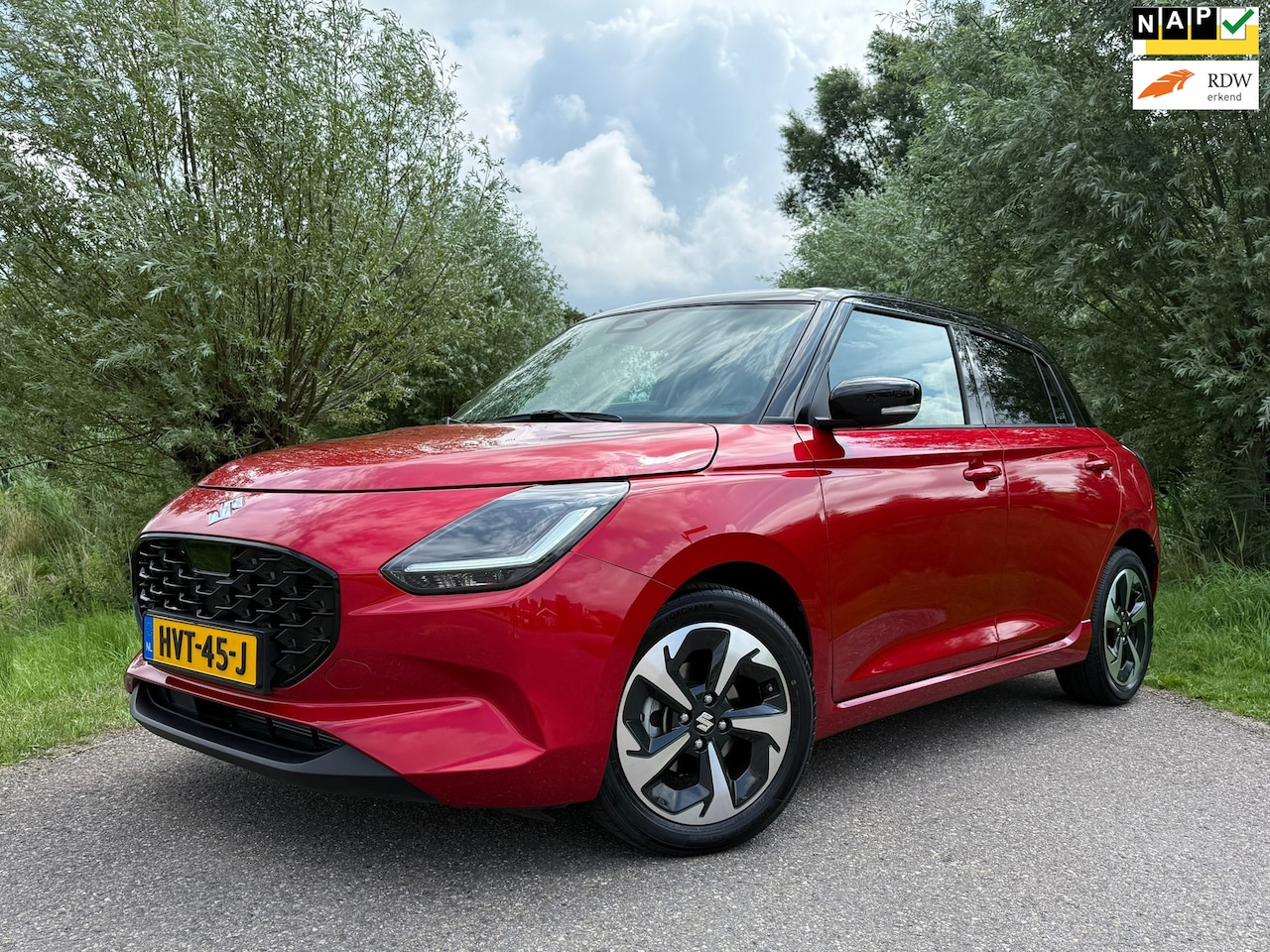 Suzuki Swift - 1.2 Style Smart Hybrid Automaat Clima Stoelverwarming Navi Carplay/Android Electrisch pakk - AutoWereld.nl