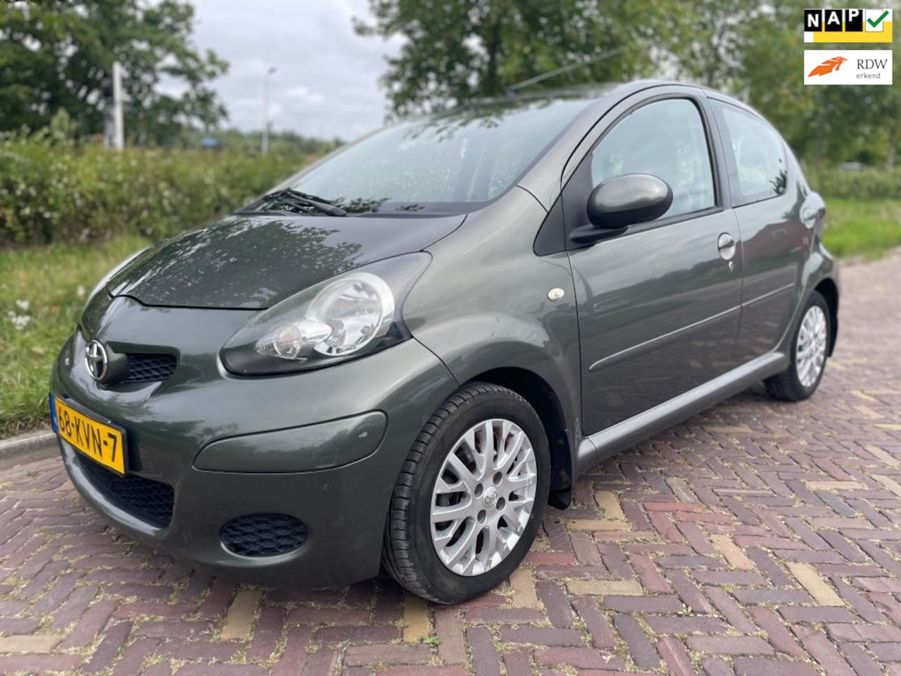 Toyota Aygo - 1.0-12V Aspiration Green-Automaat-79000 km - AutoWereld.nl