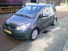 Mitsubishi Colt - 1.3 Invite/airco(koud)trekhaak/4 seizoens banden