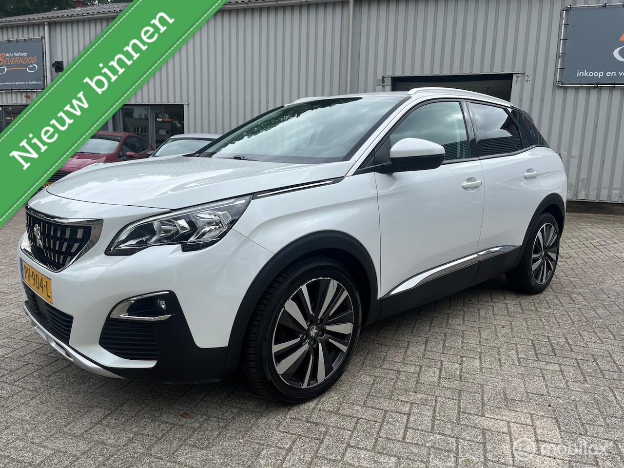 Peugeot 3008 - 1.2 PureTech Blue Lease Premium 1.2 PureTech Blue Lease Premium - AutoWereld.nl