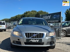 Volvo V70 - 2.4 D5 Summum, NL Auto Youngtimer 185PK
