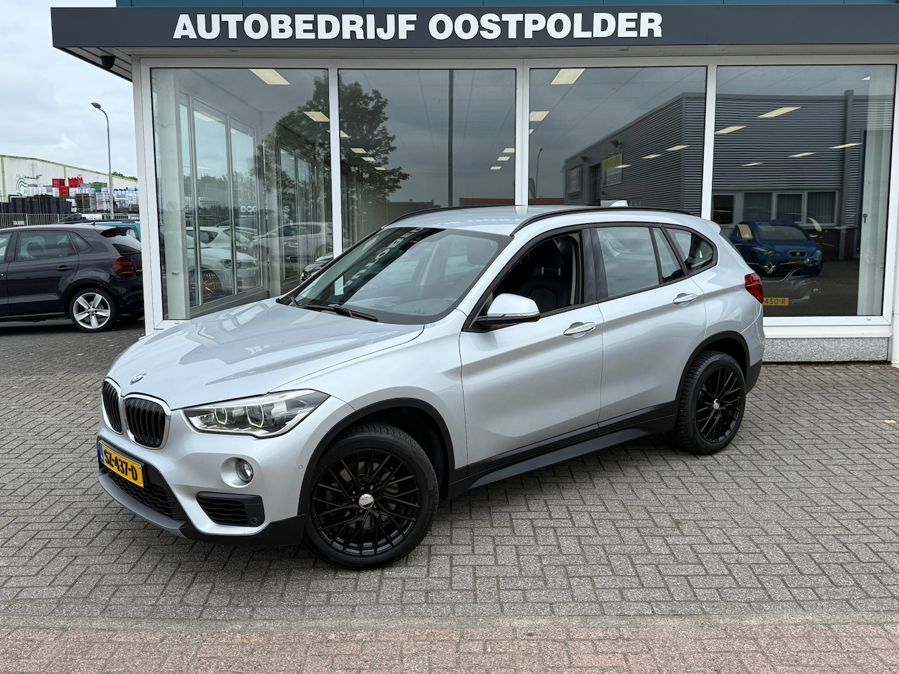 BMW X1 - sDrive20i High Executive SDrive20i High Executive - AutoWereld.nl