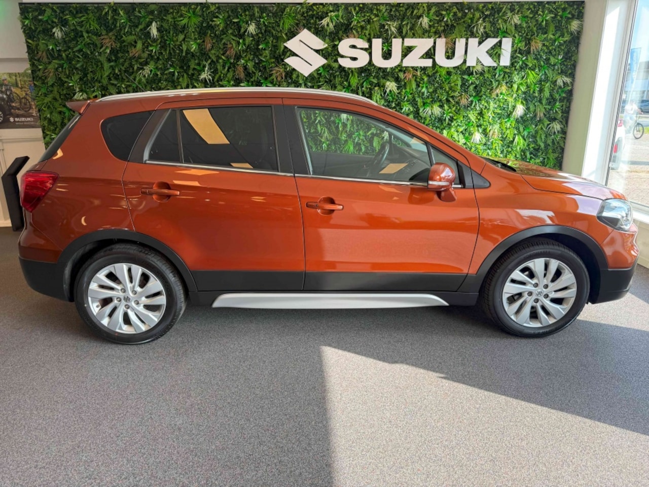 Suzuki S-Cross - Clima Trekhaak Leer Cruise 1.4 B.jet Select 1e eig. LMV A uitrijcamera Handsfree bellen - AutoWereld.nl