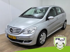 Mercedes-Benz B-klasse - 200 occasion automaat luxe uitvoering en hoge instap | Trekhaak | Airco | APK tot mei 2026