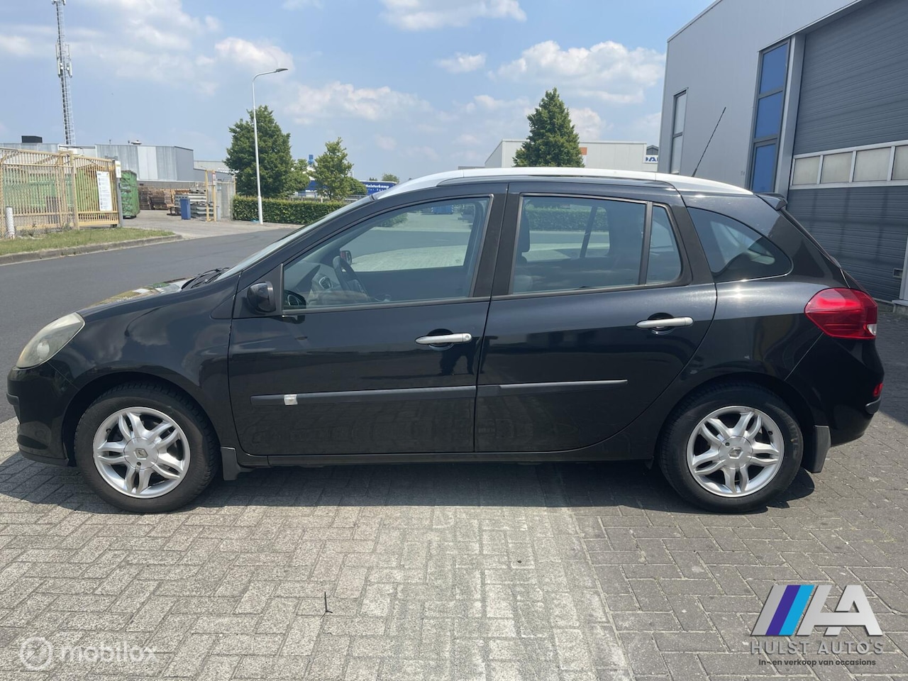 Renault Clio Estate - 1.2 TCE Sélection Business Sport | Airco | trekhaak | Apk - AutoWereld.nl