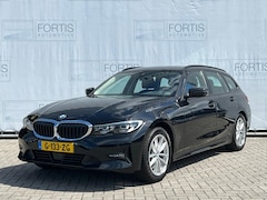 BMW 3-serie Touring - 320i Executive Edition NL-AUTO | ACC |PARKEER CAMERA | NAVI |