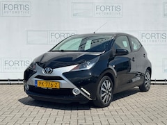 Toyota Aygo - 1.0 VVT-i x-play NAVI | AIRCO | 5 DEURS