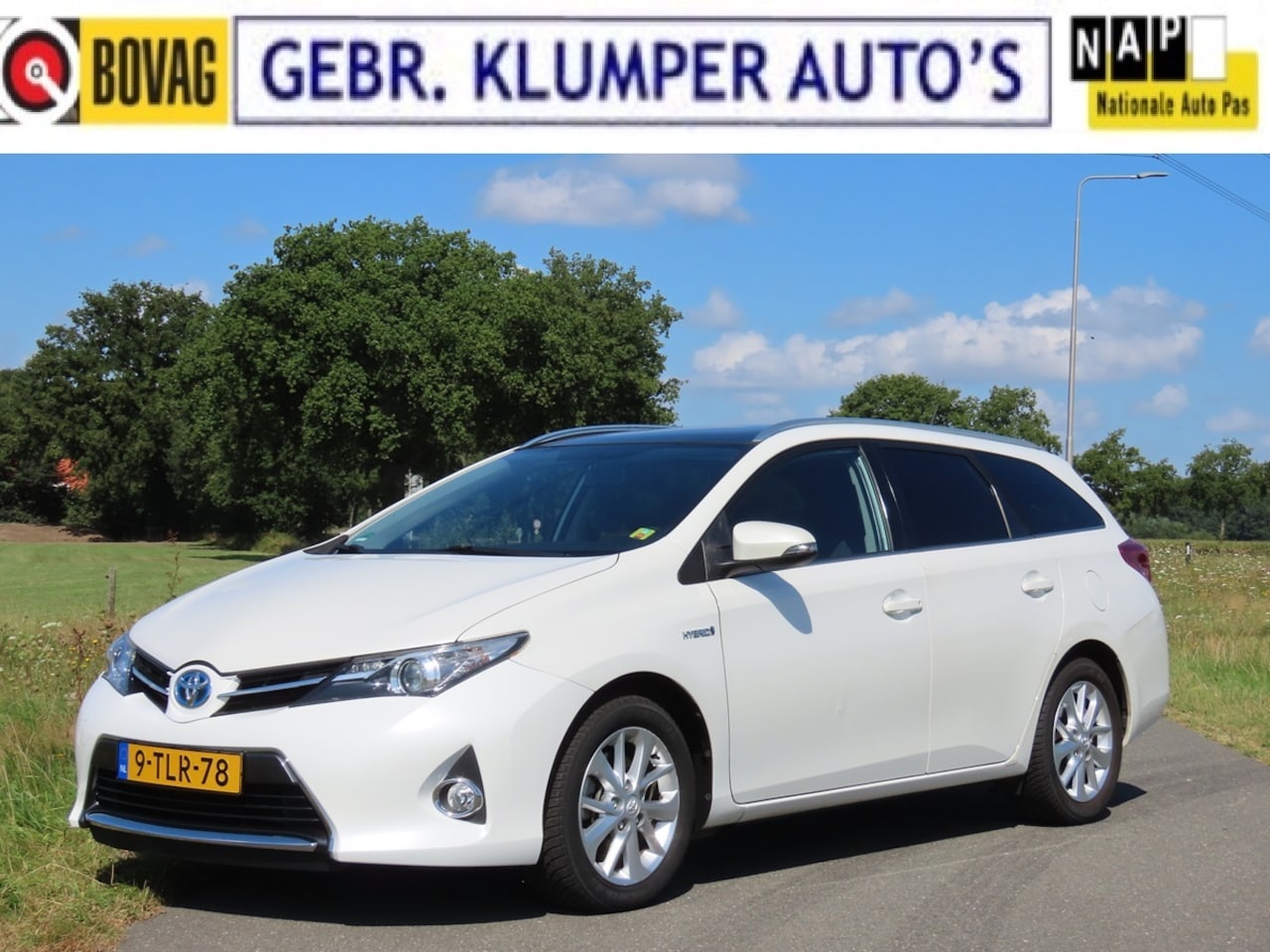 Toyota Auris Touring Sports - 1.8 Hybrid Lease Pano, Cruise, ECC, Navi, Camera, 13x beurt, 2e Eig. - AutoWereld.nl