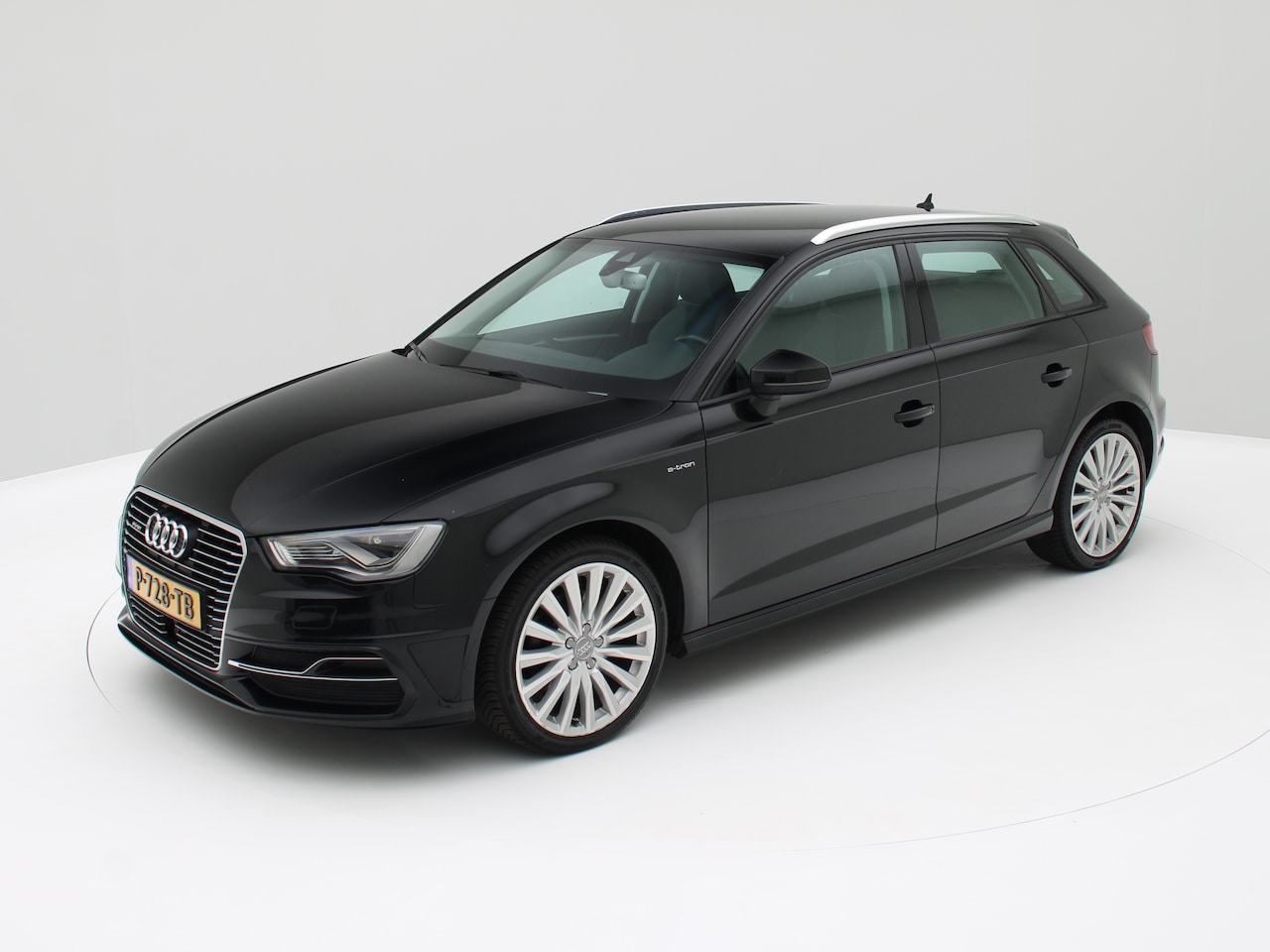 Audi A3 Sportback - 1.4 e-tron PHEV Ambition - AutoWereld.nl
