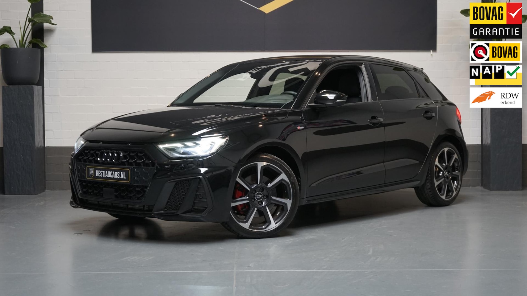 Audi A1 Sportback - 40 TFSI S-Line Black Optik AUTOMAAT-ACC-AMBIANCE-CAMERA-DRIVE SELECT-KEYLESS-LEDER-MATRIX - AutoWereld.nl