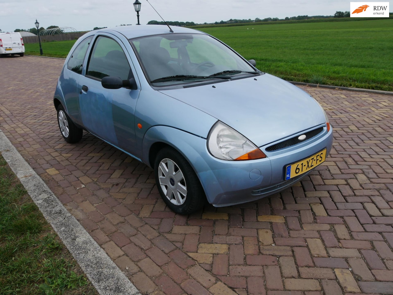 Ford Ka - 1.3 Cool & Sound AC AUDIO APK/TUV 06-2026 !!! MARGE CAR 599 NETTO - AutoWereld.nl