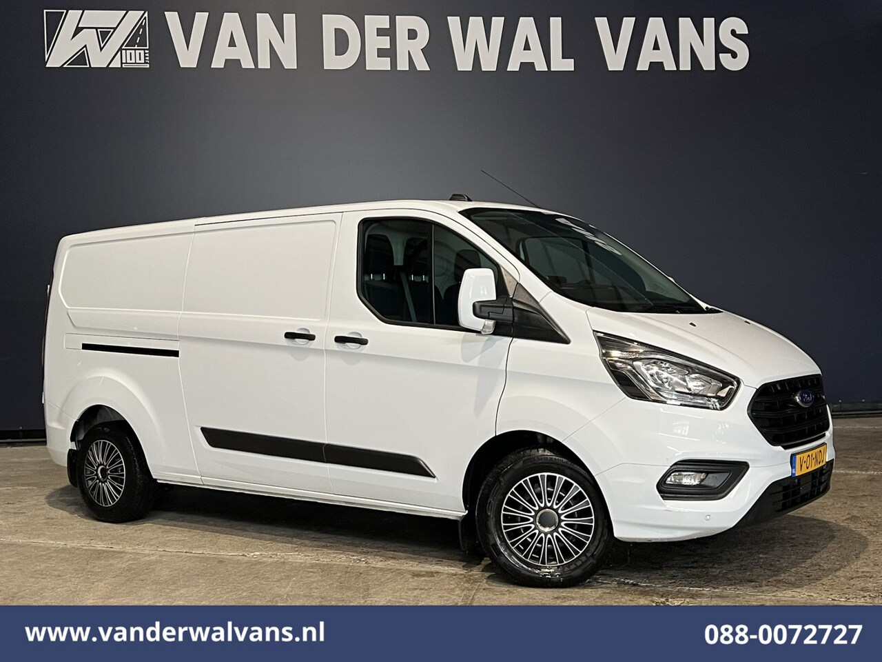 Ford Transit Custom - 2.0 TDCI 131pk L2H1 Euro6 Airco | 2800kg Trekhaak | Apple Carplay | LED | Cruisecontrol An - AutoWereld.nl