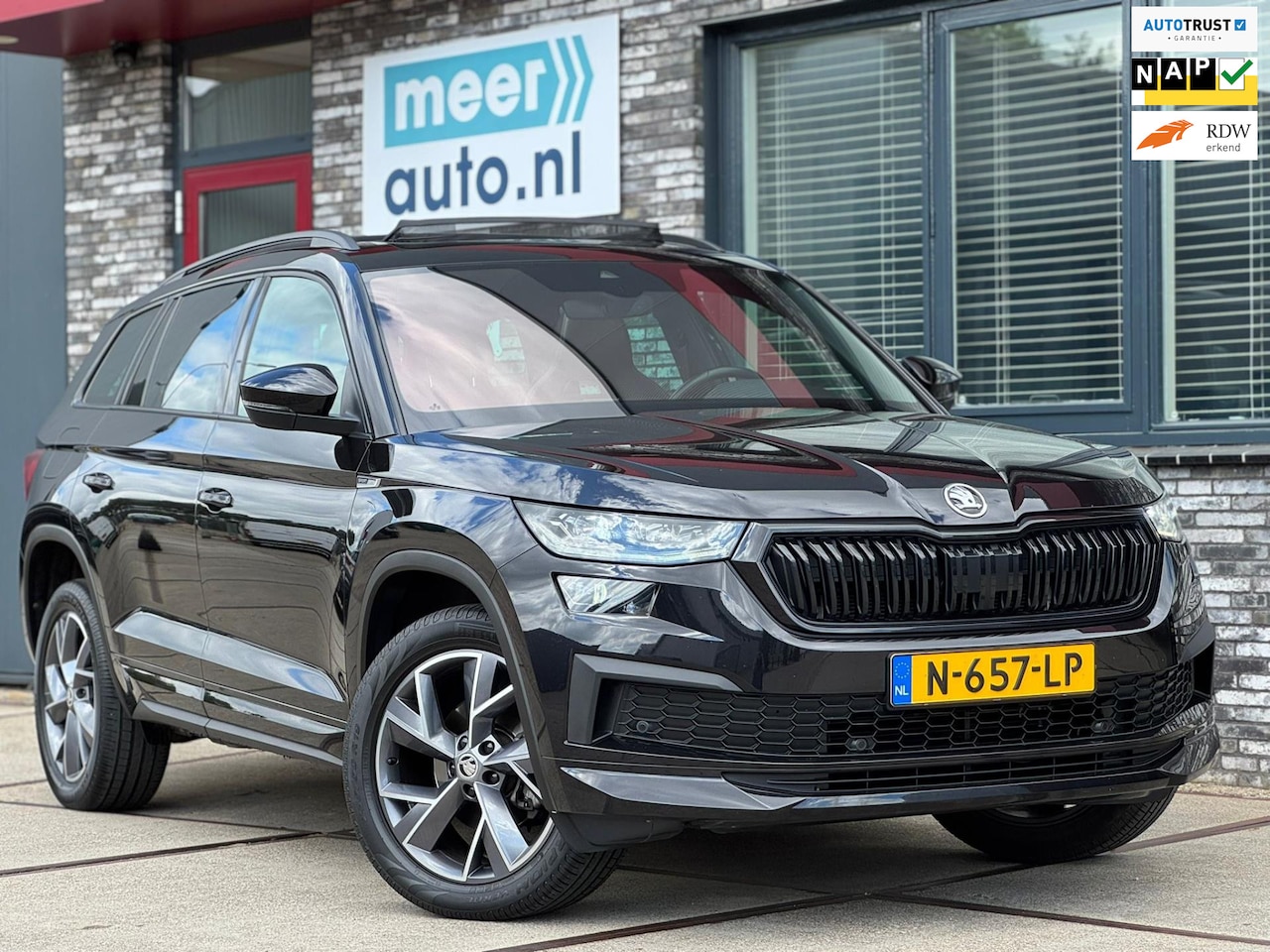Skoda Kodiaq - 1.5 TSI Sportline PANO l CANTON l ADAPT.CRUISE l TREKHAAK l DCC l ORG.NL l DEALER OH l NAP - AutoWereld.nl