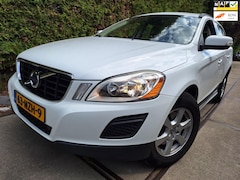 Volvo XC60 - 2.0T Kinetic