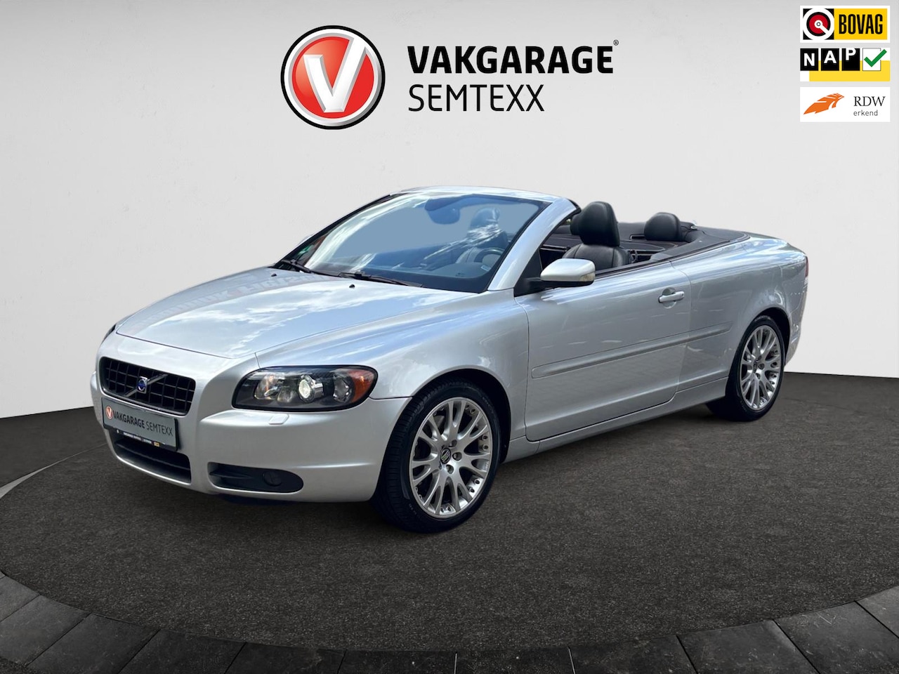 Volvo C70 Convertible - 2.5 T5 Kinetic | Automaat | Clima | Cruise | Parkeer Sensoren Achterzijde | Stoelverwarmin - AutoWereld.nl