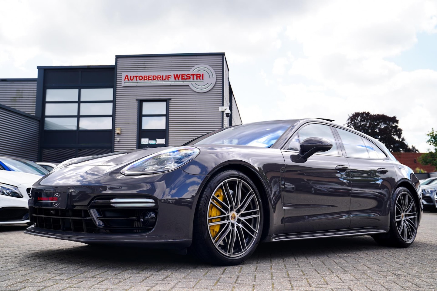 Porsche Panamera Sport Turismo - 4.0 Turbo S E-Hybrid |Keramisch | Duo Pano | Stoelverkoeling | Luchtvering | Stuurwielverw - AutoWereld.nl