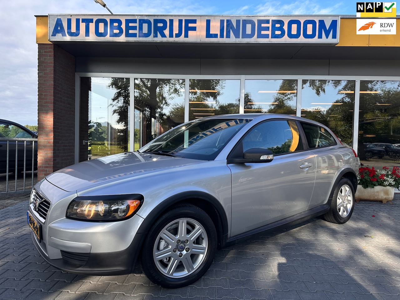 Volvo C30 - 1.6 Kinetic Airco - AutoWereld.nl