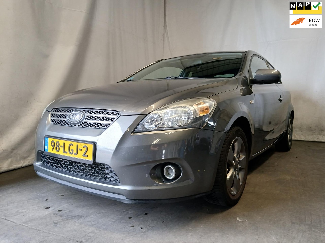 Kia Pro cee'd - 1.4 CVVT X-ecutive - Airco - Schade - AutoWereld.nl