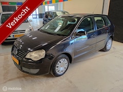Volkswagen Polo - 1.4-16V Trendline Airco