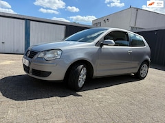 Volkswagen Polo - 1.2 GOAL
