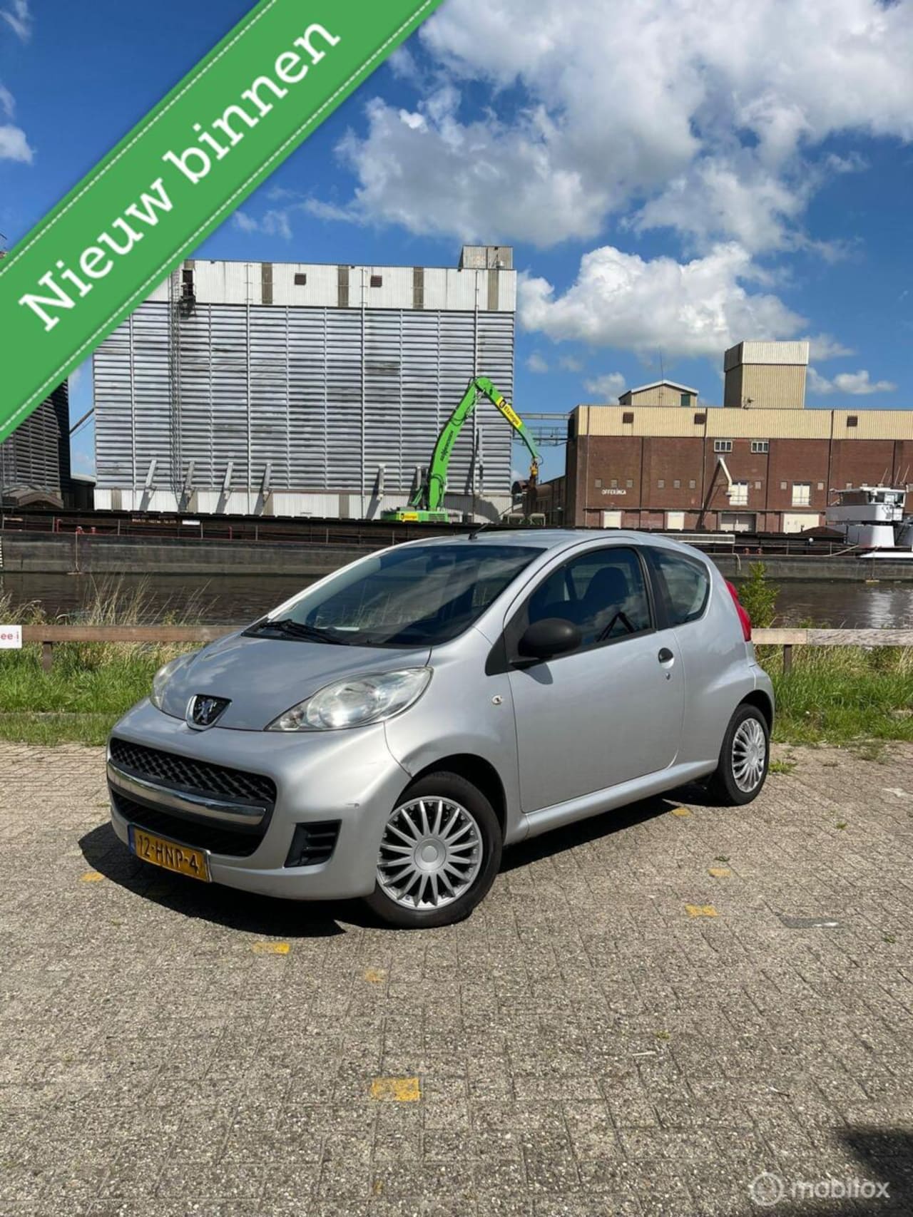 Peugeot 107 - 1.0-12V Sublime Nieuwe APK NAP - AutoWereld.nl