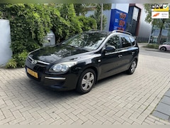 Hyundai i30 - 1.4i Dynamic