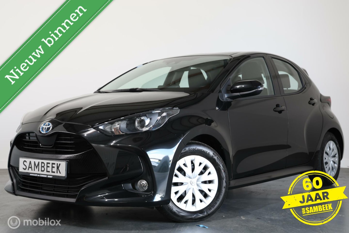 Toyota Yaris - 1.5 Hybrid 115 Business - CARPLAY - AIRCO - AutoWereld.nl