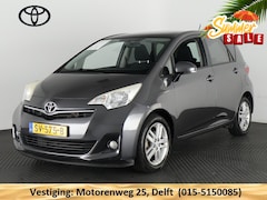 Toyota Verso S - 1.3 VVT-i DYNAMIC PANORAMA NAVIGATIE CRUISE CONTROLL.CAMERA.TREKHAAK COMPACTE HOOGZITTER